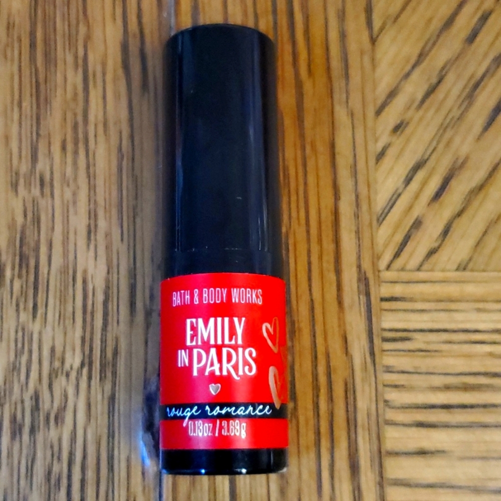 Rouge Romance Lipstick 💄